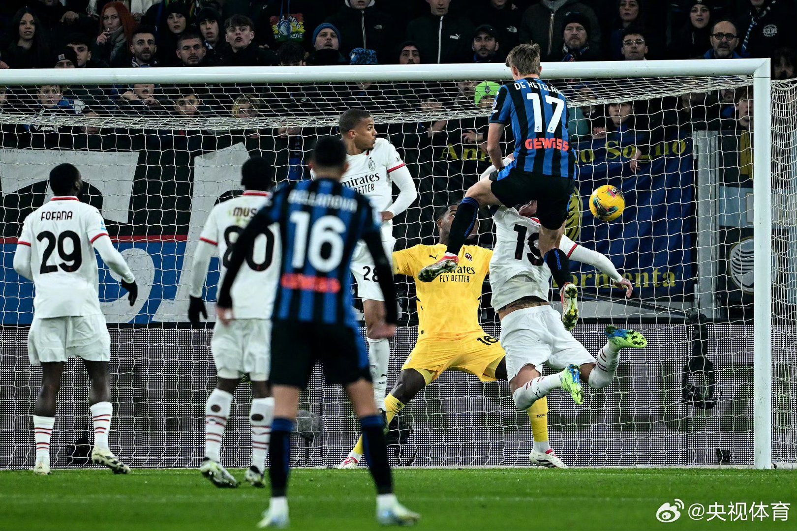 他果断地调 他果断地调